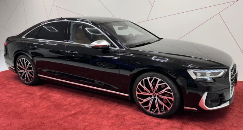 Audi S8 4.0 TFSI Quattro, снимка 4 - Автомобили и джипове - 52660737