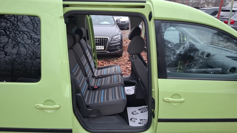 VW Caddy 1.6TDI/102 Пътнически, снимка 12 - Автомобили и джипове - 52828308