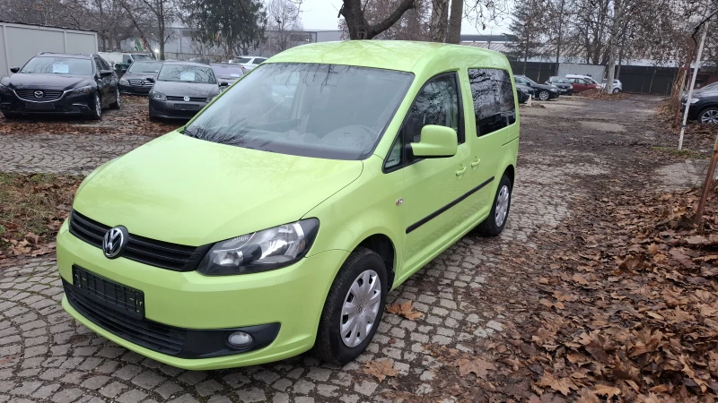 VW Caddy 1.6TDI/102 Пътнически, снимка 2 - Автомобили и джипове - 52828308