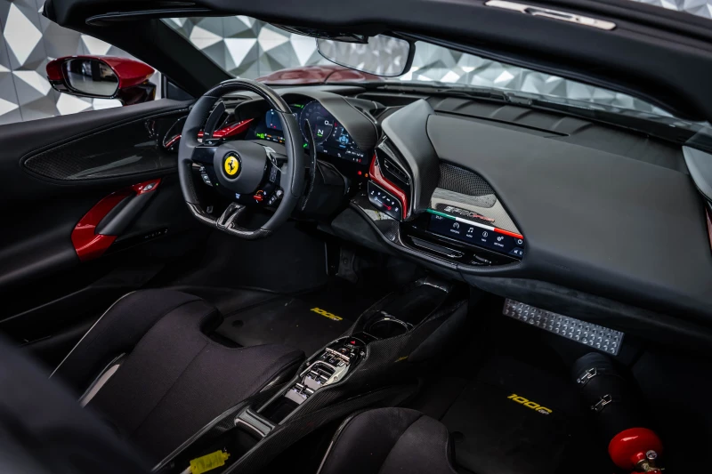 Ferrari SF 90 Spider Tailor Made 1000GP, снимка 10 - Автомобили и джипове - 53009273