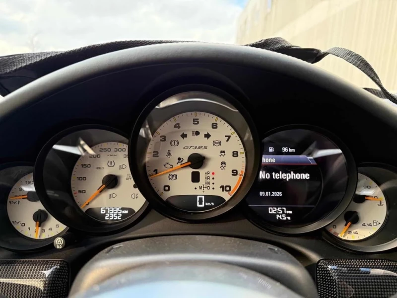 Porsche 911 * GT3 RS * CARFAX * БЕЗ ПЪРВОНАЧАЛНА ВНОСКА, снимка 8 - Автомобили и джипове - 53072502