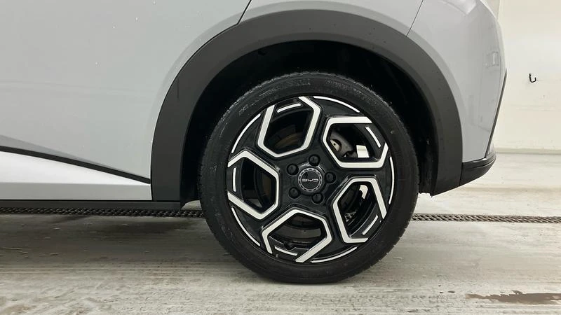 BYD Dolphin 60kWh Comfort, снимка 12 - Автомобили и джипове - 53985237