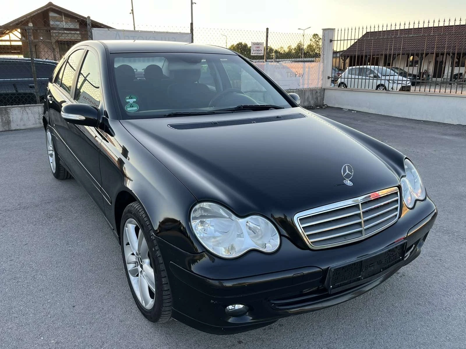 Mercedes-Benz C 180 FACE 1.8I 143кс 6 СКОРОСТИ NAVI АВТОПИЛОТ КЛИМАТИК - изображение 3