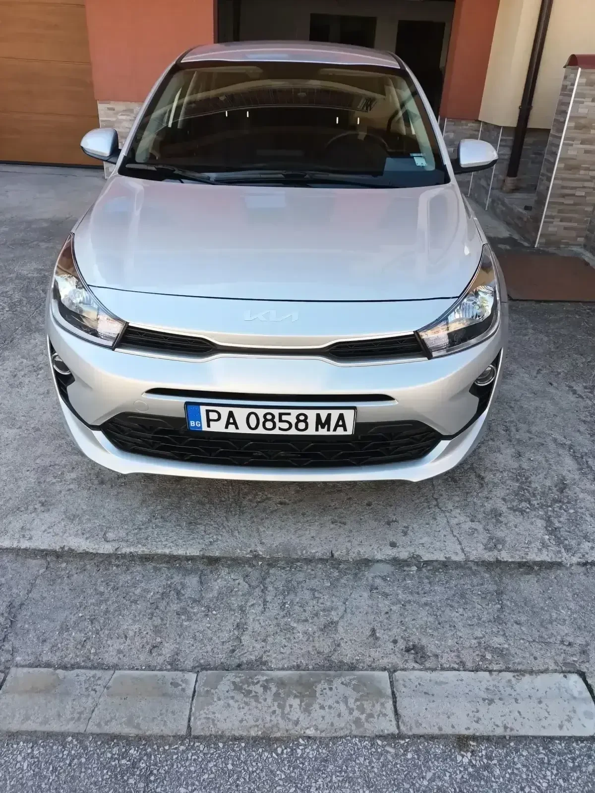 Kia Rio 1.2 бензин 16V | Mobile.bg — изображение 1