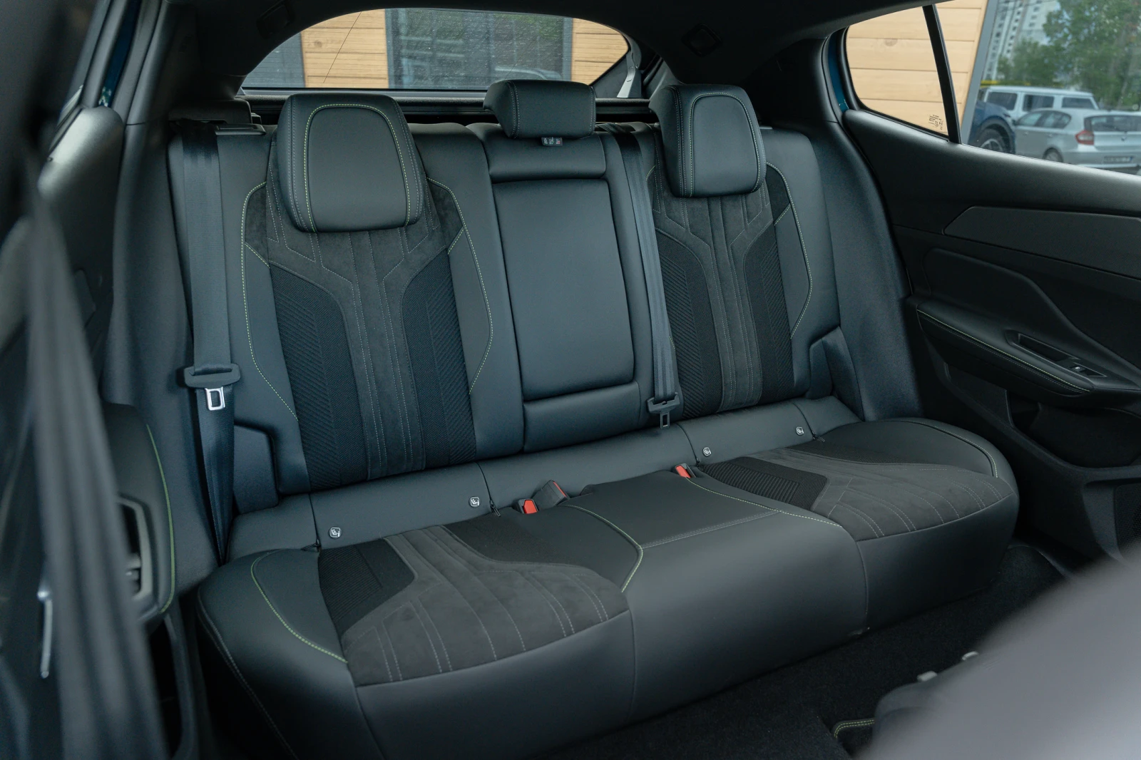 Peugeot 408 GT-LINE/1.2-PURETECH/131HP/360/NAVI/TSR/AMBIENT | Mobile.bg   12