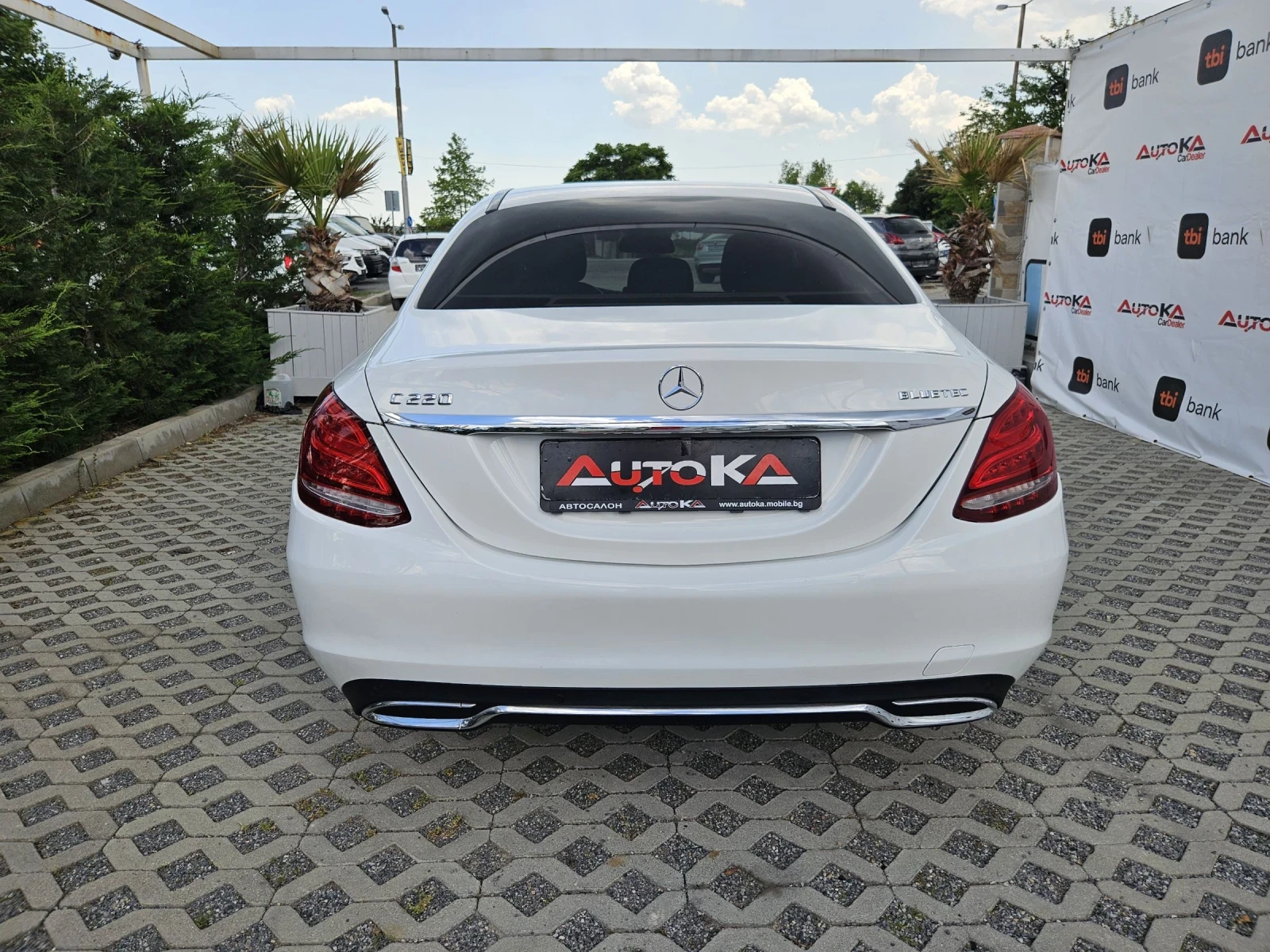 Mercedes-Benz C 220 2.2CDI-170кс= АВТОМАТ= LED= KEYLESS= NAVI - изображение 4