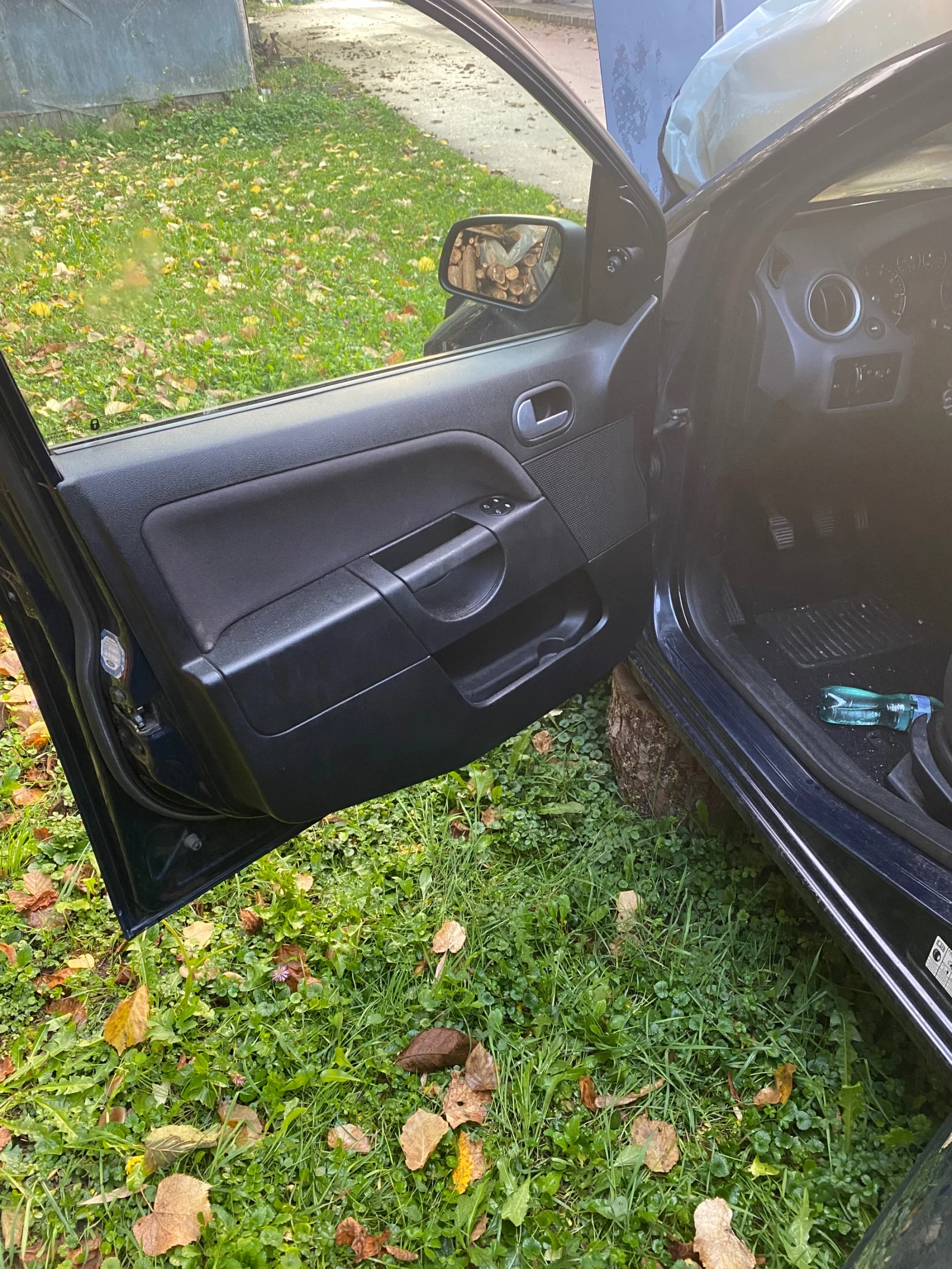 Ford Fiesta 1.3 - изображение 4