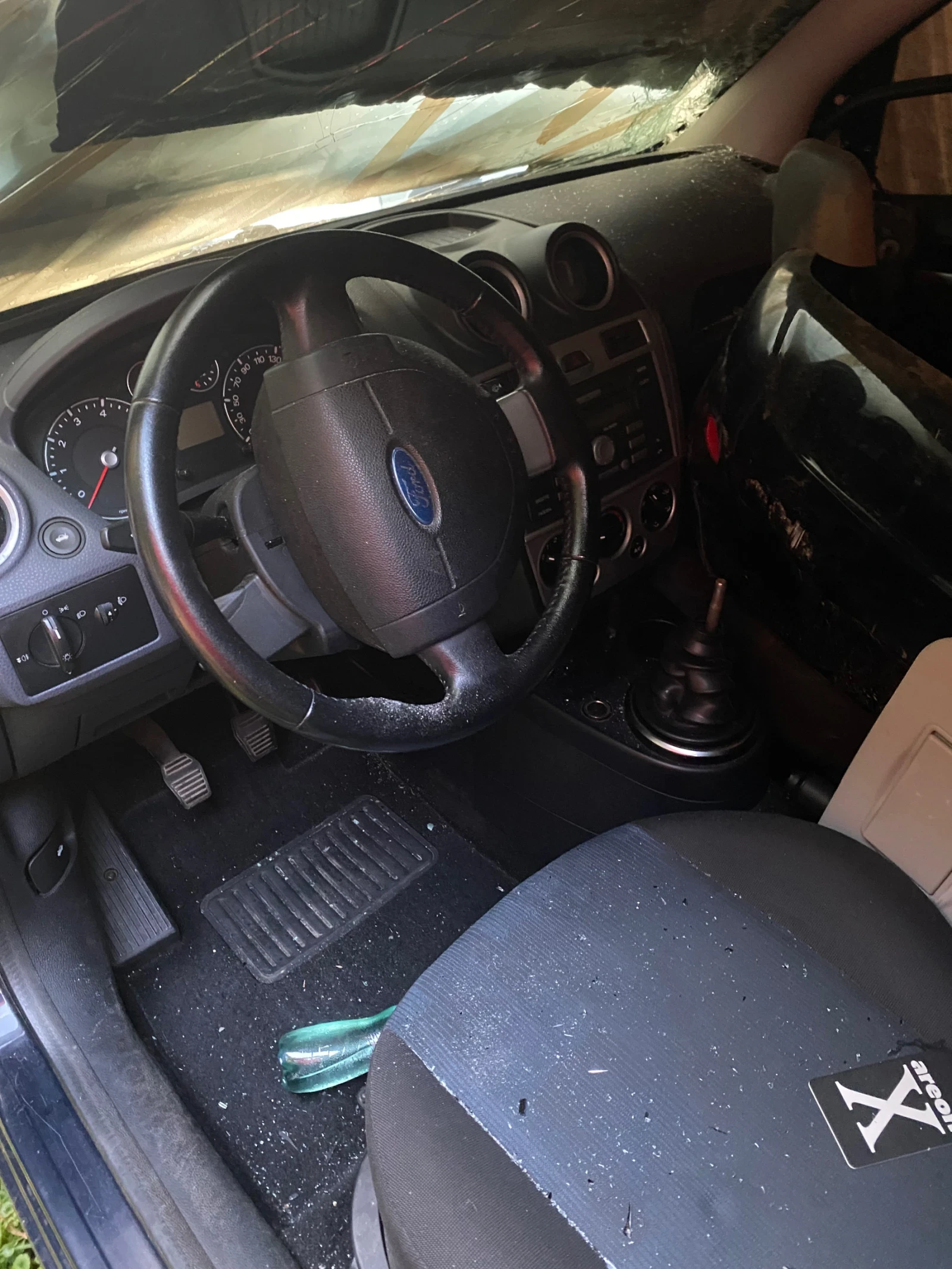 Ford Fiesta 1.3 - изображение 5