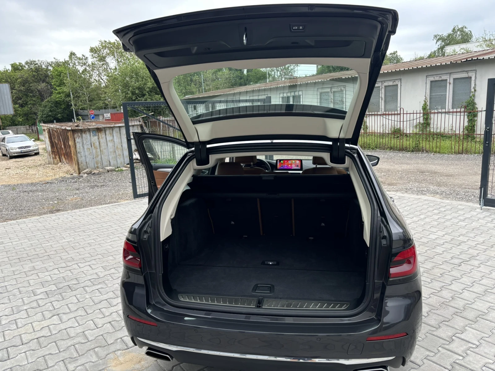 BMW 530 Xdrive LUXURY LINE  | Mobile.bg — изображение 15