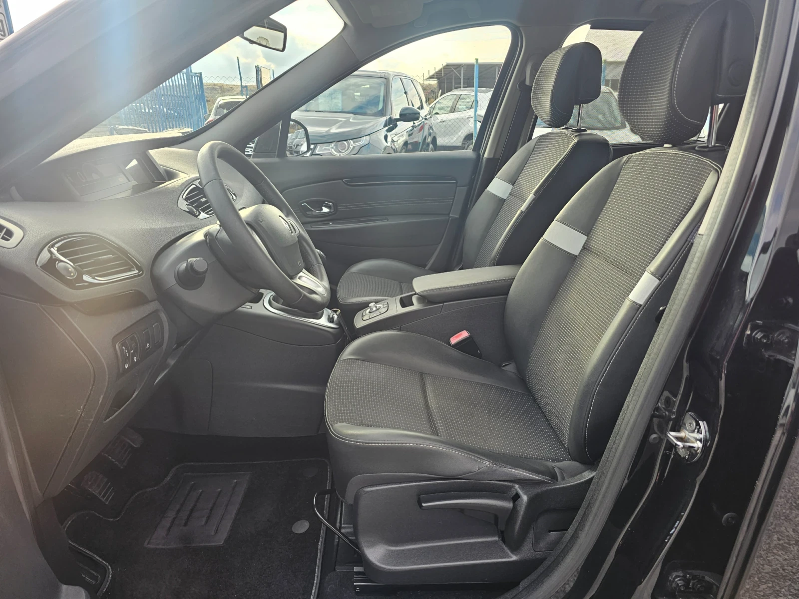 Renault Scenic 1.5 dci evro5B  - изображение 9