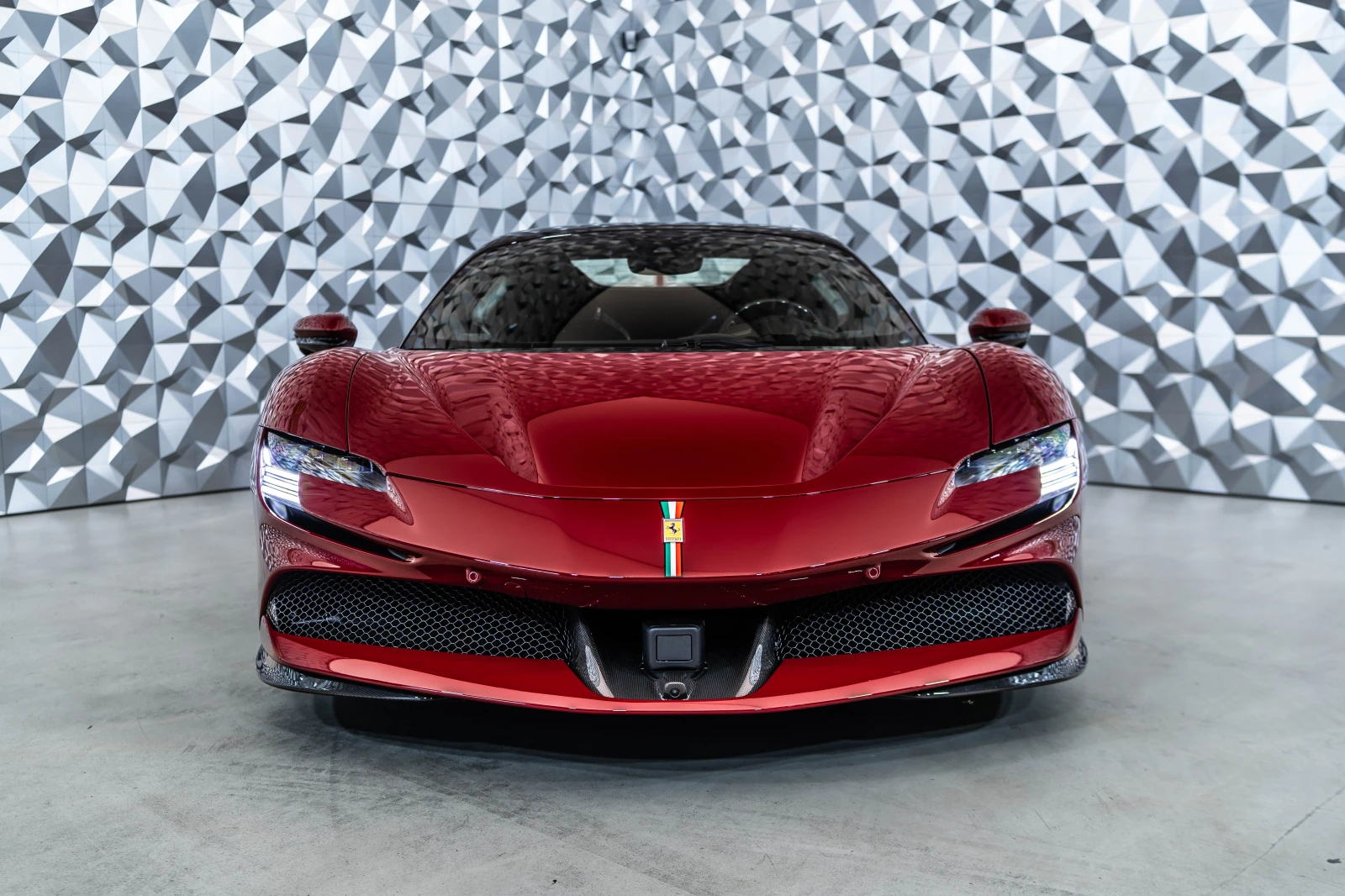 Ferrari SF 90 Spider Tailor Made 1000GP | Mobile.bg � ����������� 2