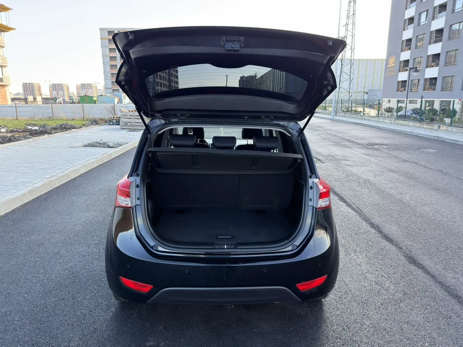 Hyundai Ix20 1.6i FACE Automat - изображение 8