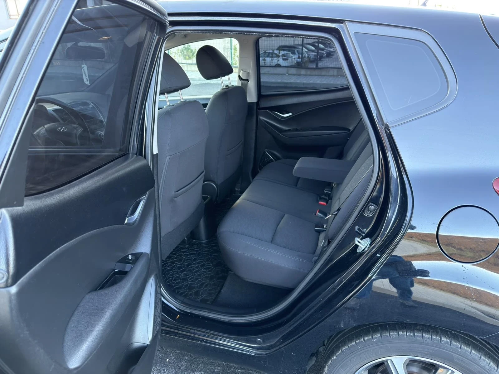 Hyundai Ix20 1.6i FACE Automat | Mobile.bg � ����������� 14