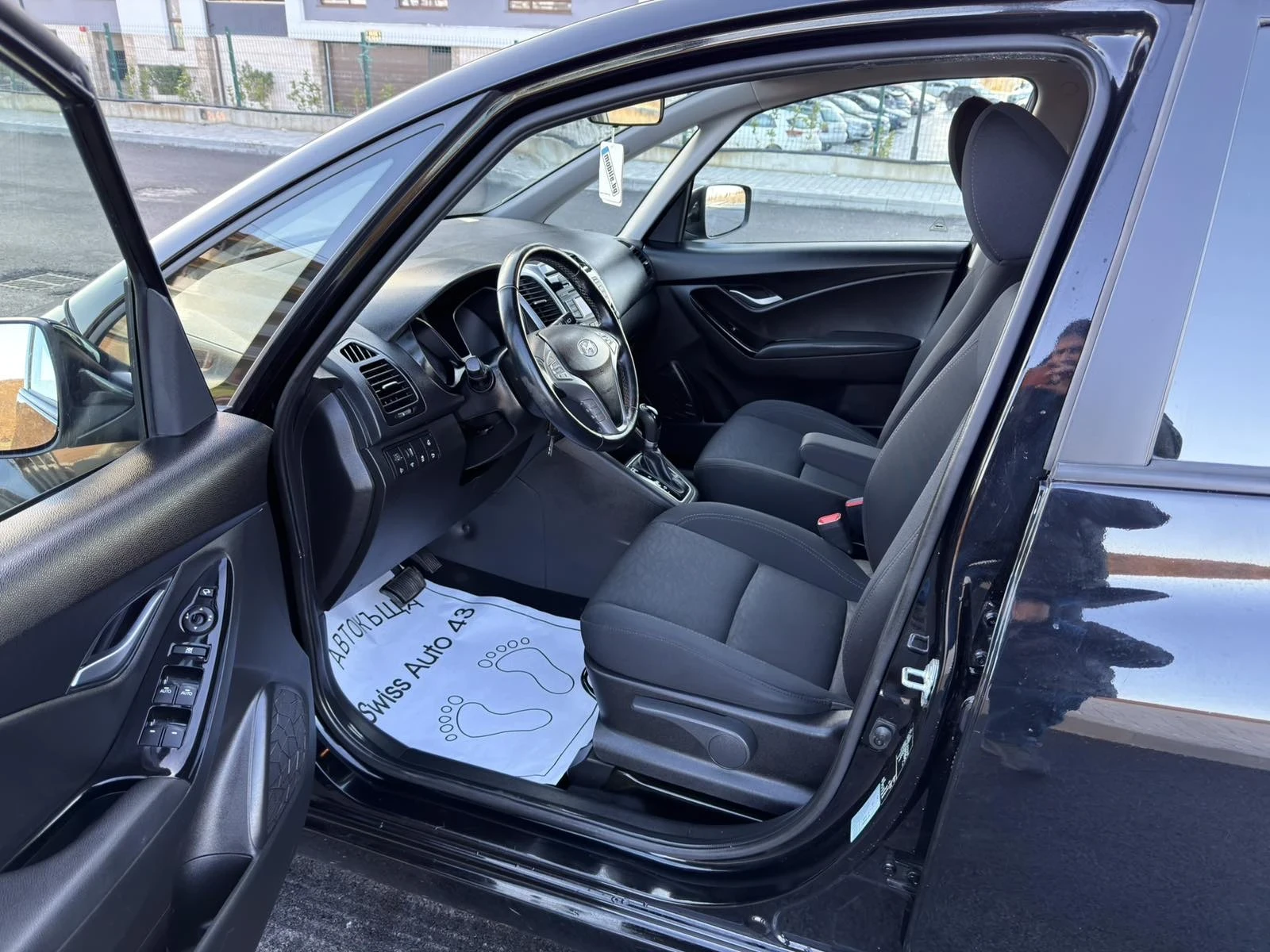 Hyundai Ix20 1.6i FACE Automat - изображение 9