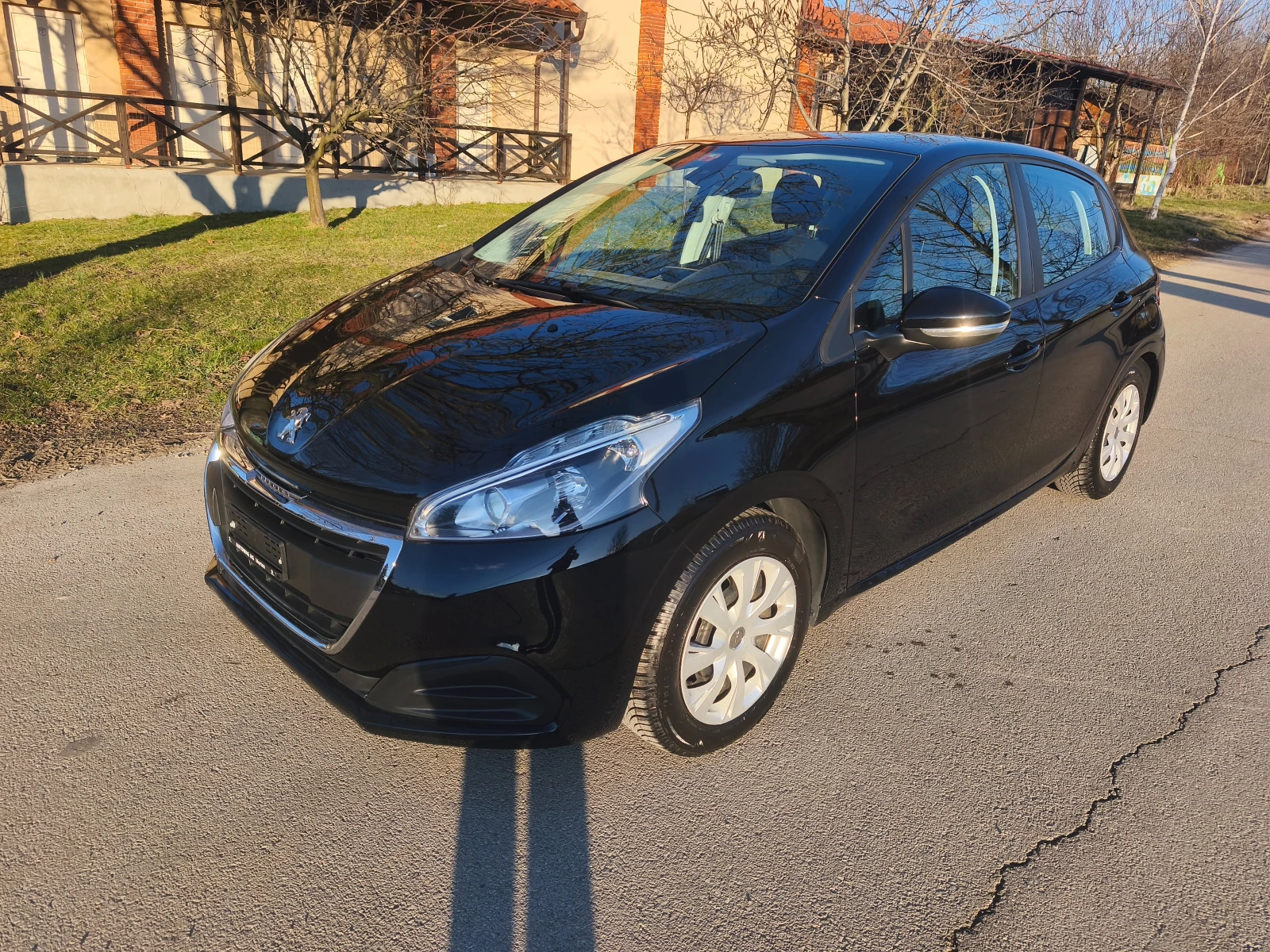 Peugeot 208 1.2i STT Euro6 | Mobile.bg � ����������� 1