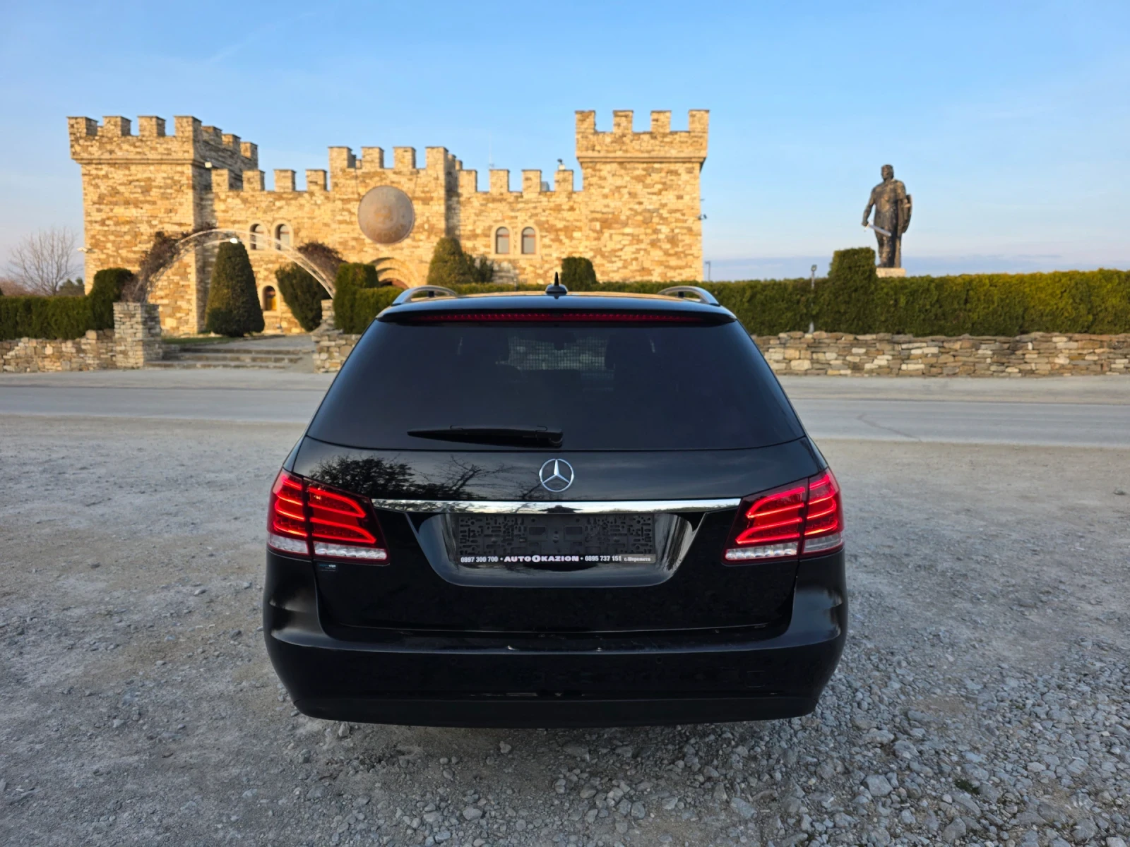 Mercedes-Benz E 250 4 matic , снимка 8 - Автомобили и джипове - 53878839