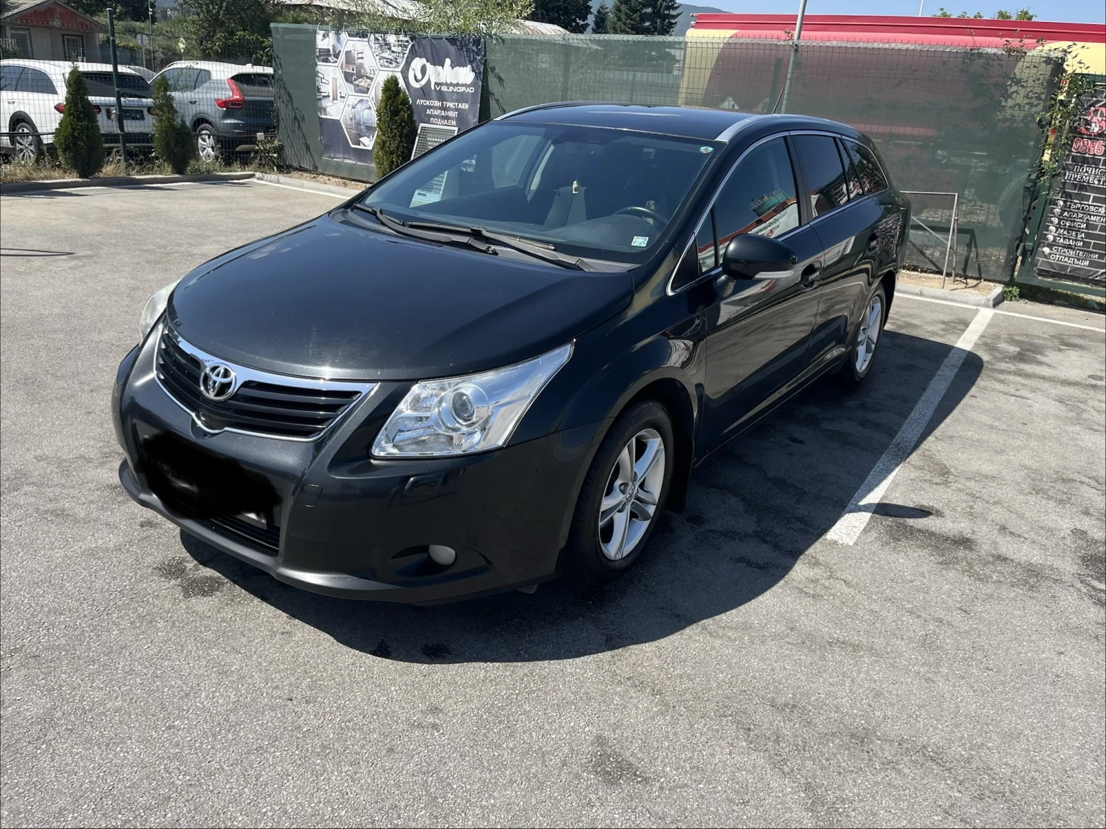 Toyota Avensis 1.8 бензин 147 коня