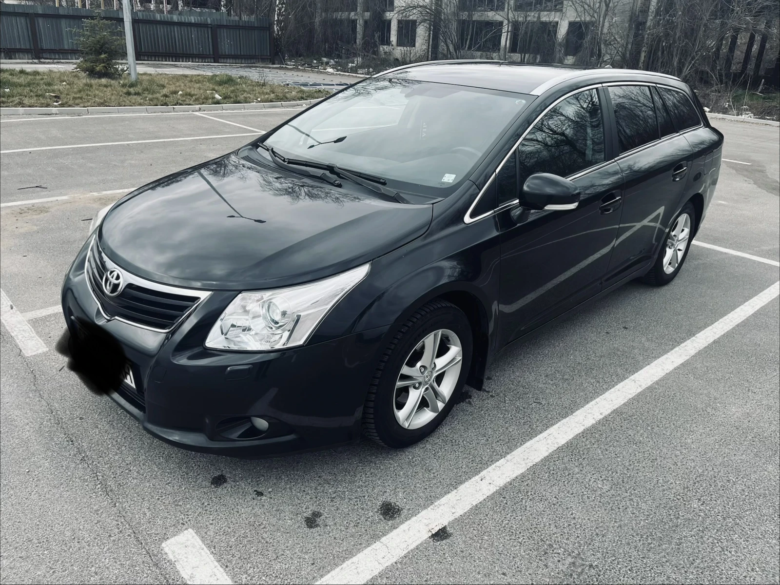 Toyota Avensis 1.8 бензин 147 коня