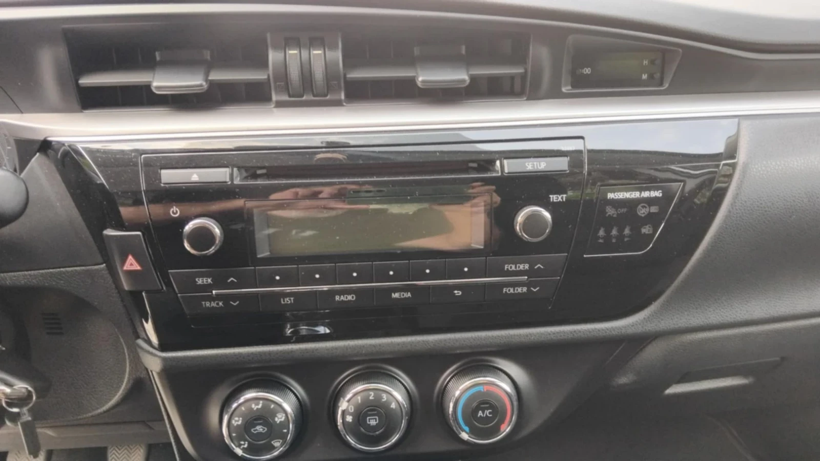 Toyota Corolla Бензин-Газ, снимка 10 - Автомобили и джипове - 54108225