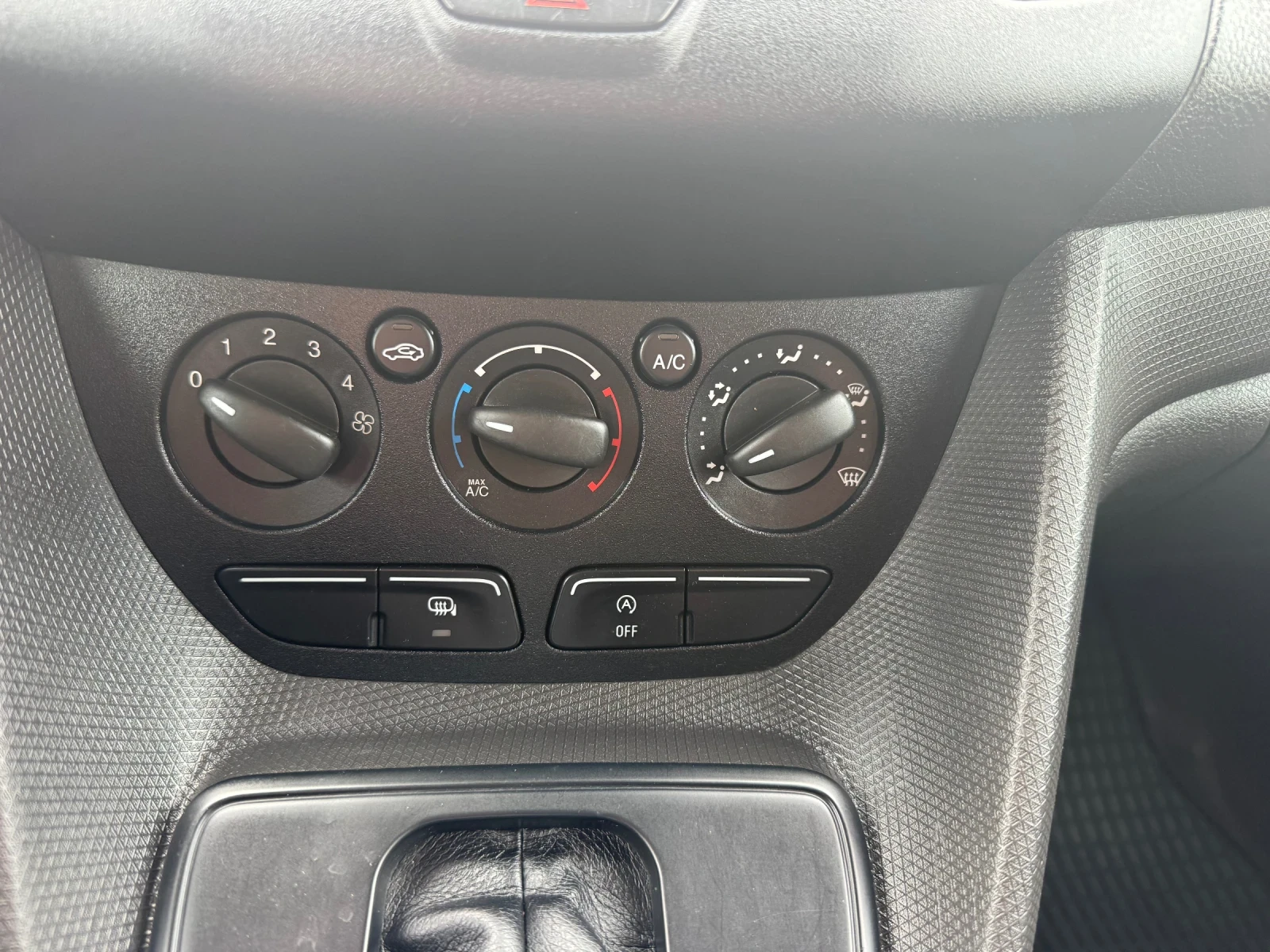 Ford Connect AVTOMAT MAXI EURO-6, снимка 12 - Автомобили и джипове - 54196626