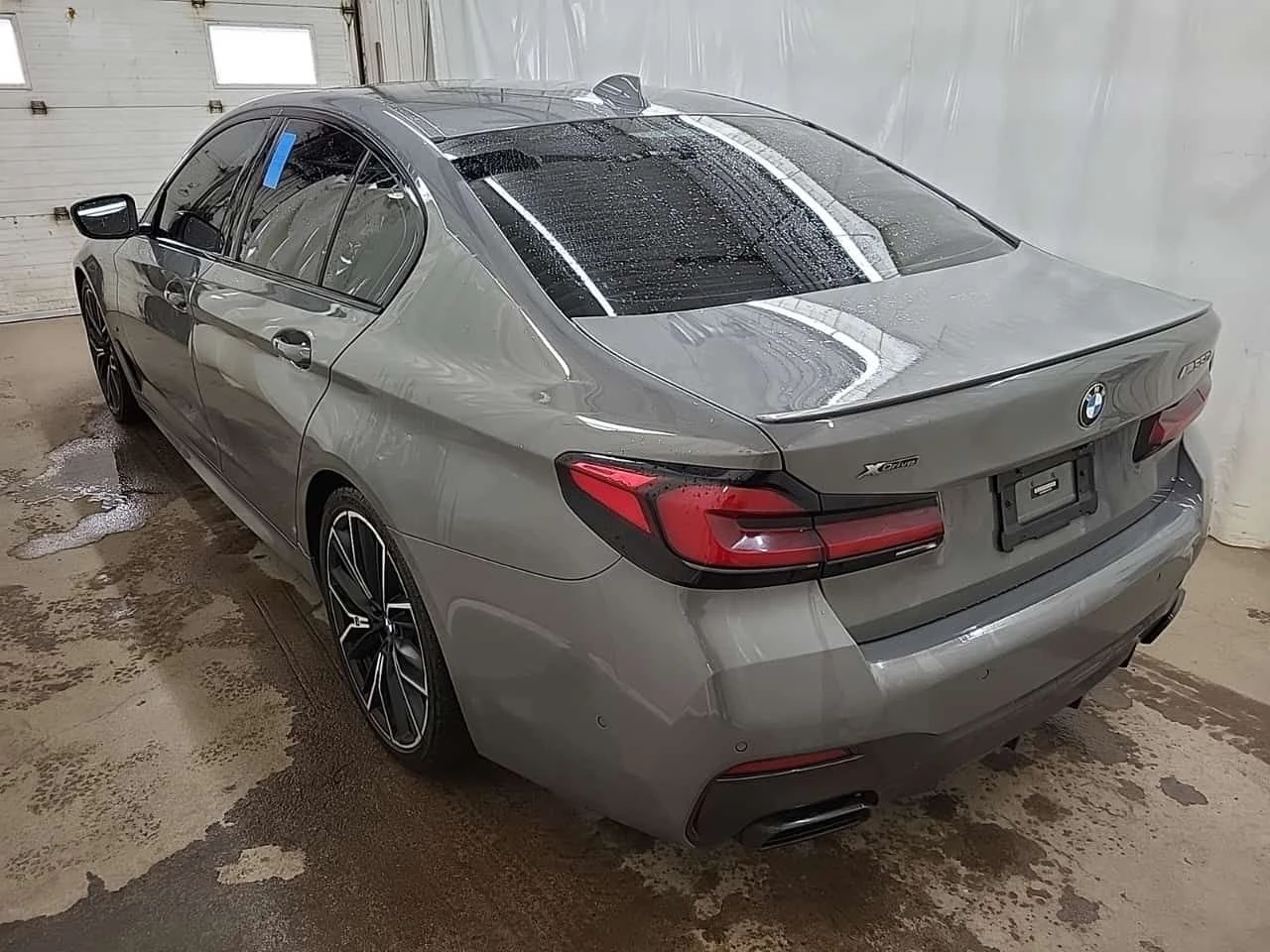 BMW 550 * M550I XDRIVE * CARFAX * ЦЕНА ДО БГ, снимка 5 - Автомобили и джипове - 54270444