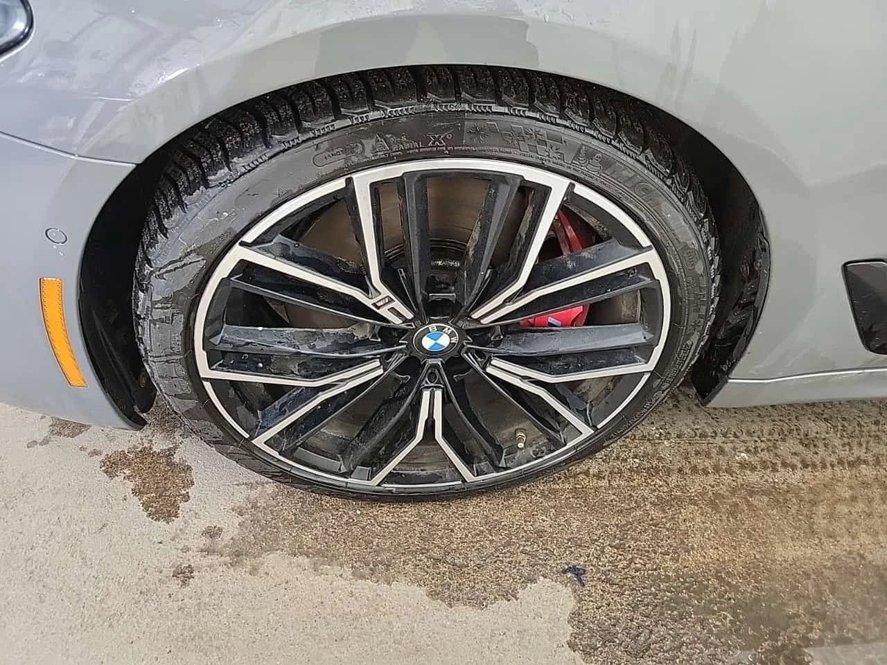 BMW 550 * M550I XDRIVE * CARFAX * ЦЕНА ДО БГ, снимка 14 - Автомобили и джипове - 54270444