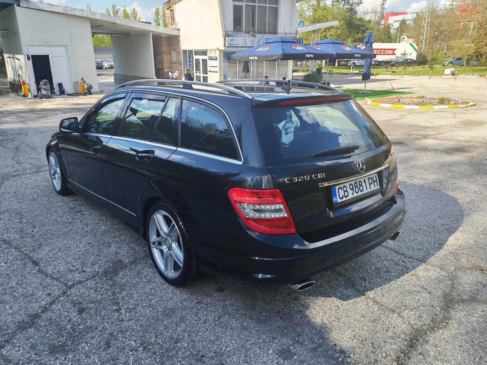 Mercedes-Benz C 320 Avantgarde 4MATIC, снимка 7 - Автомобили и джипове - 54284491