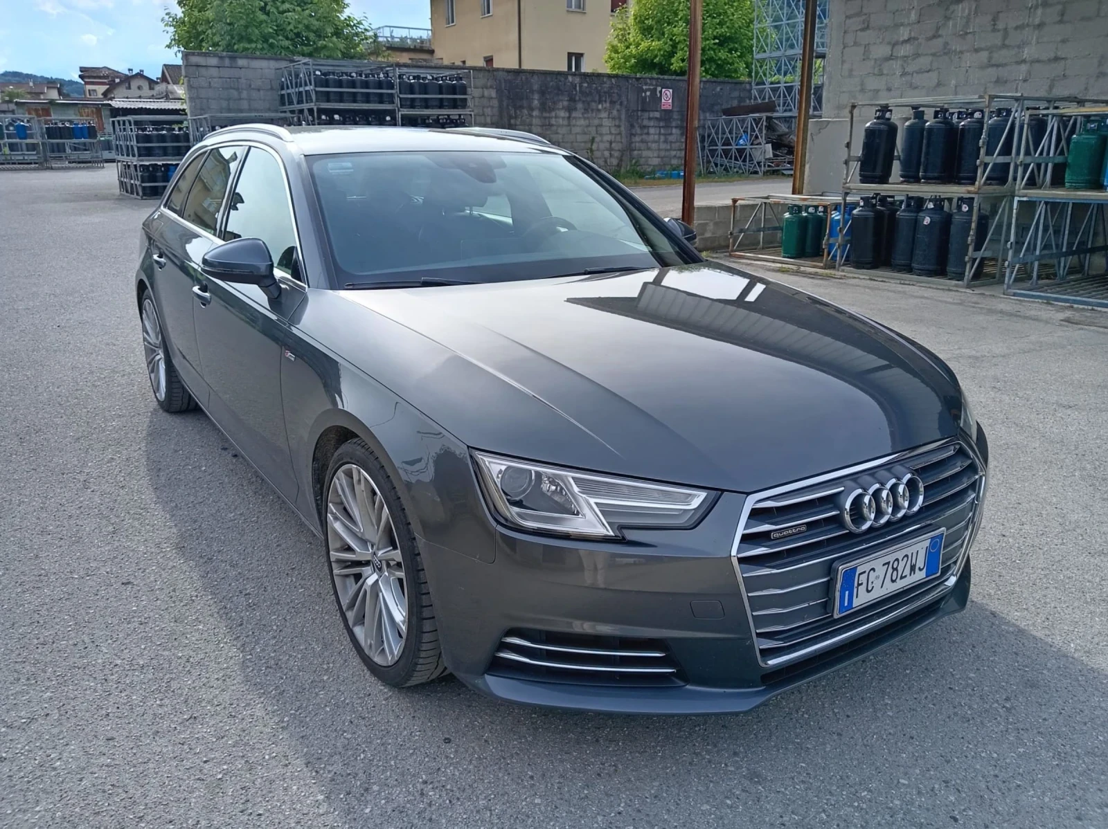 Audi A4 2.0тди 190кс