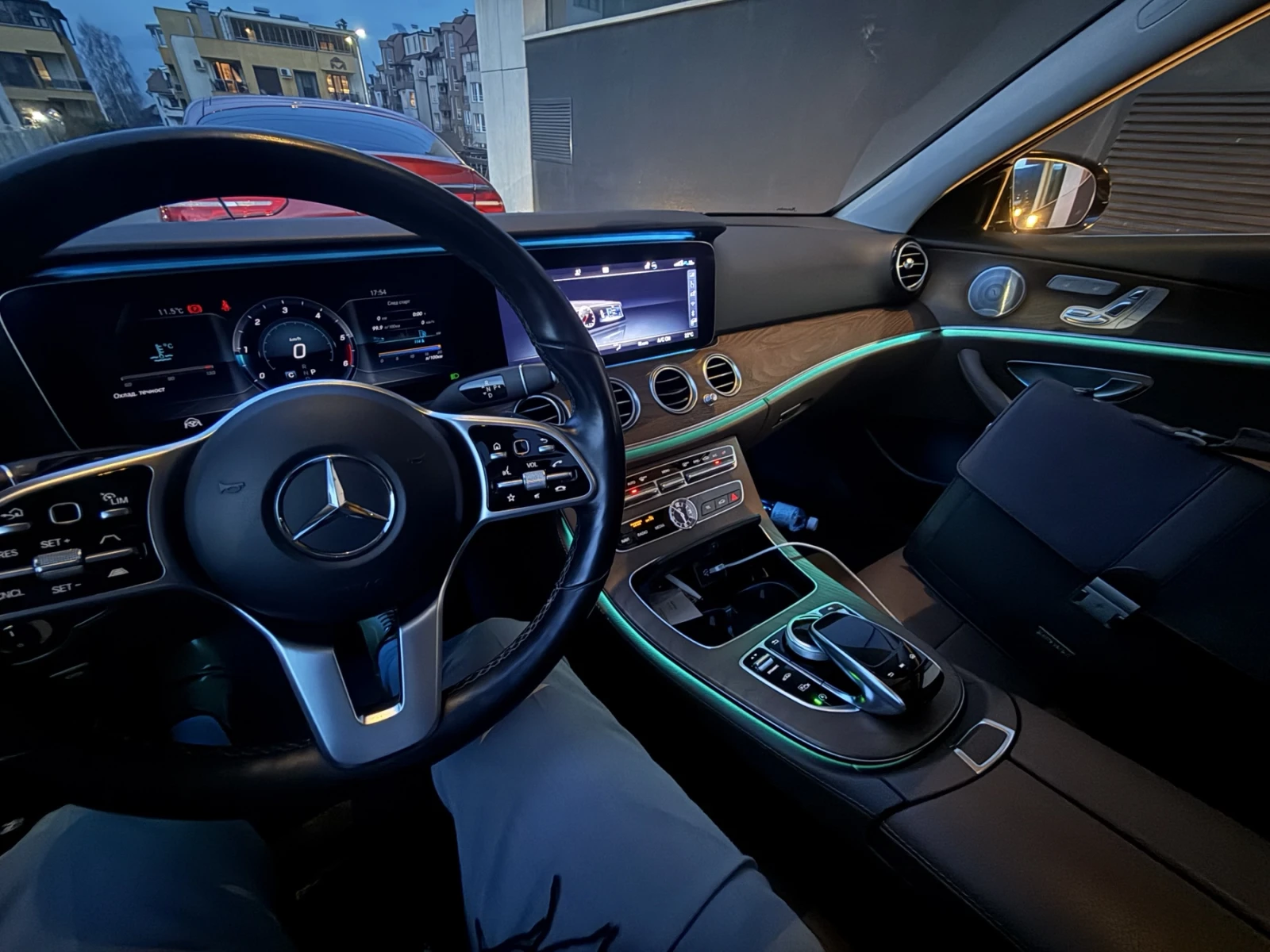 Mercedes-Benz E 400 Договаряне, Реални километри, почти всички екстри
