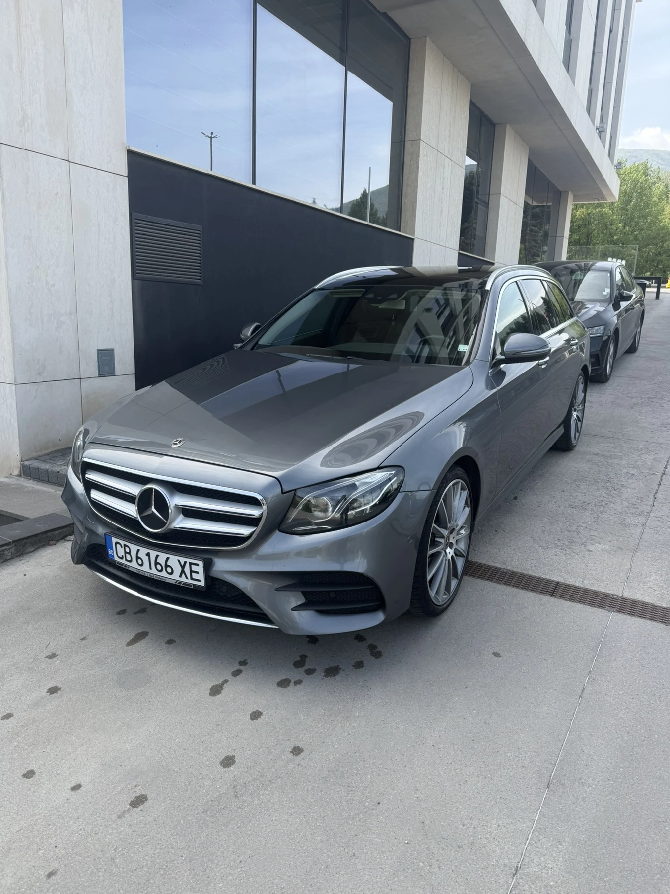 Mercedes-Benz E 400 От Мерцедес, Реални километри, почти всички екстри, снимка 4 - Автомобили и джипове - 54678197