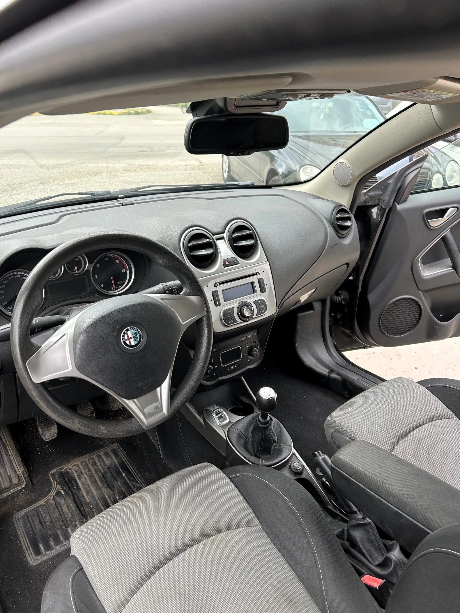 Alfa Romeo MiTo, снимка 10 - Автомобили и джипове - 54633813
