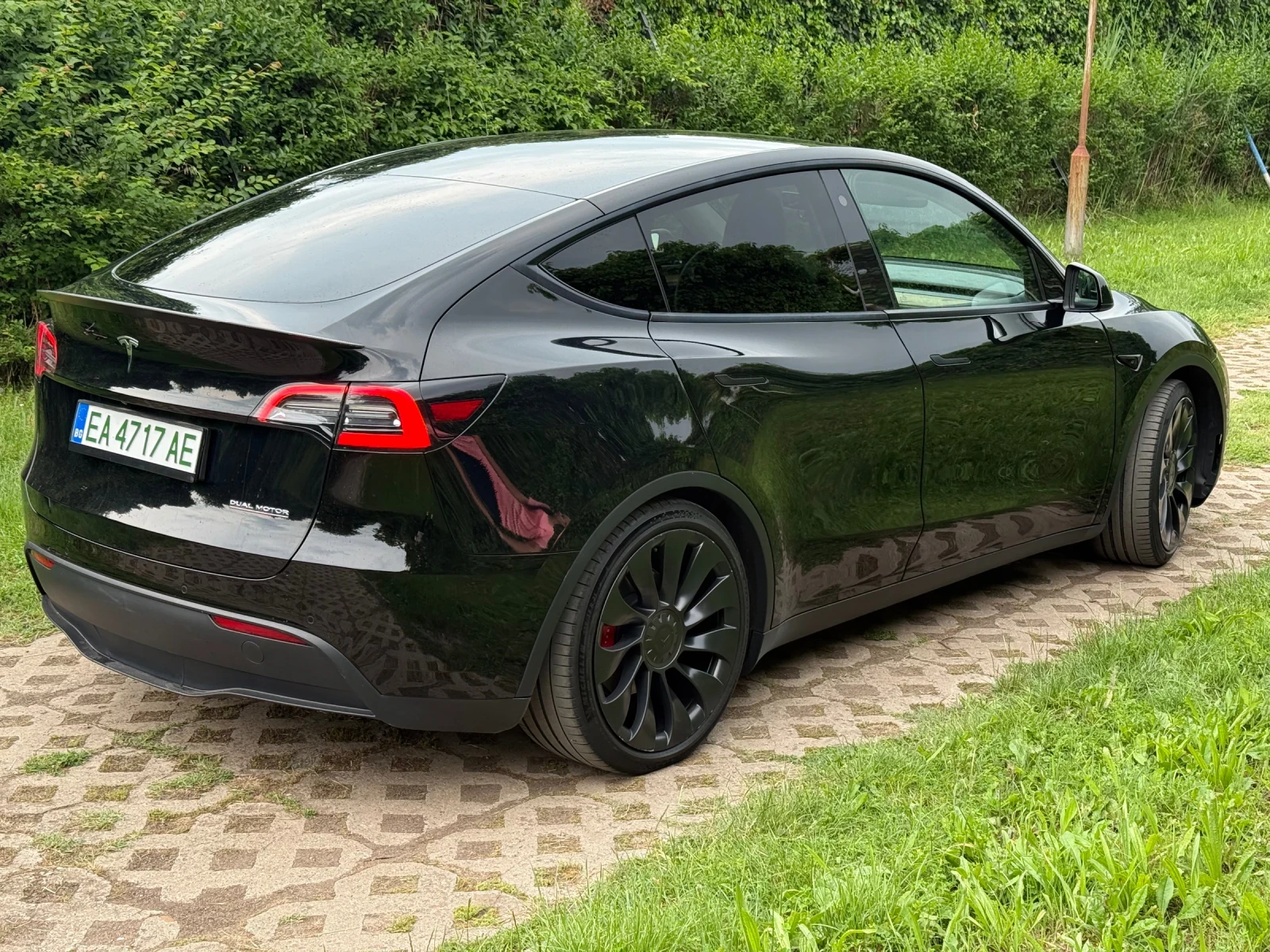 Tesla Model Y Performance, снимка 3 - Автомобили и джипове - 54765427