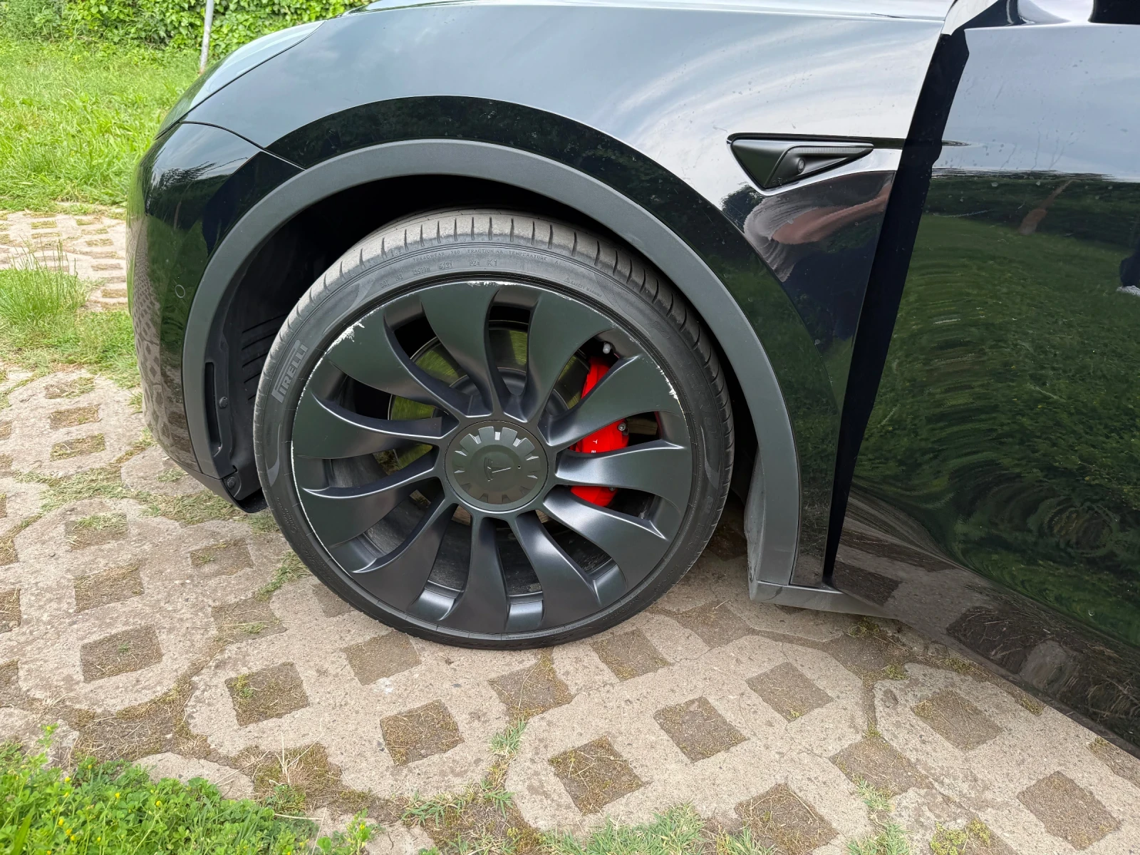 Tesla Model Y Performance, снимка 5 - Автомобили и джипове - 54765427