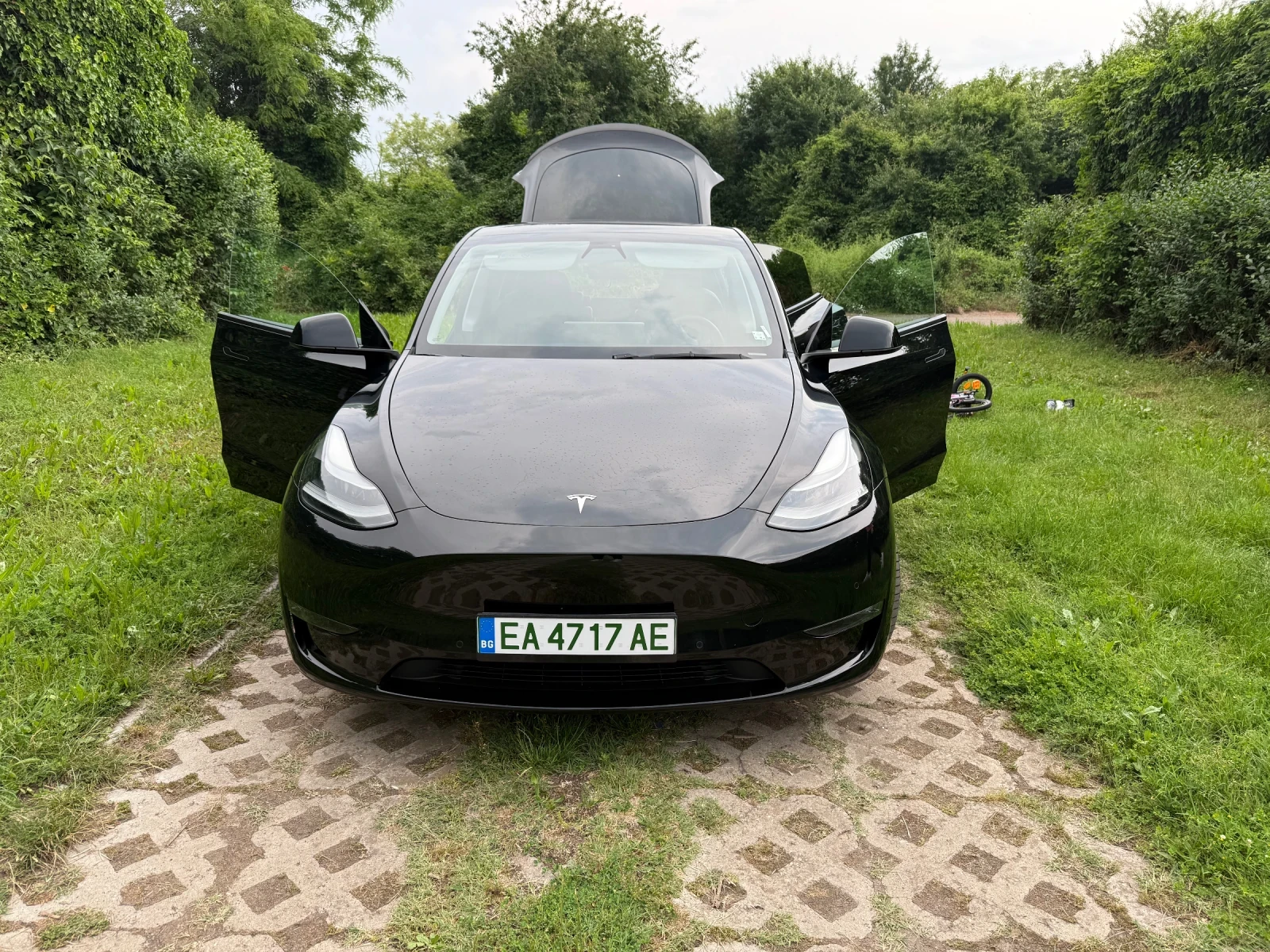 Tesla Model Y Performance, снимка 9 - Автомобили и джипове - 54765427