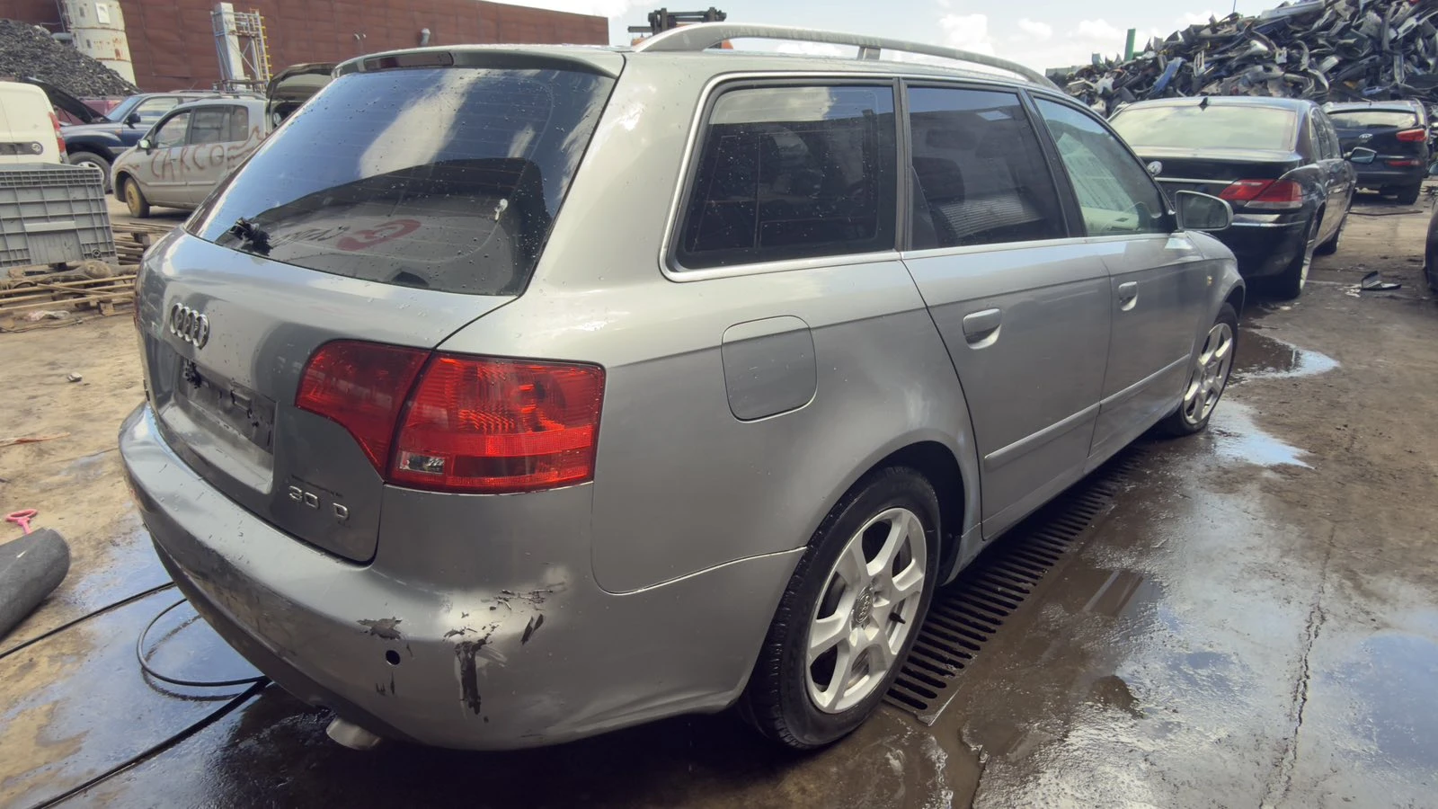 Audi A4, снимка 3 - Автомобили и джипове - 55058649