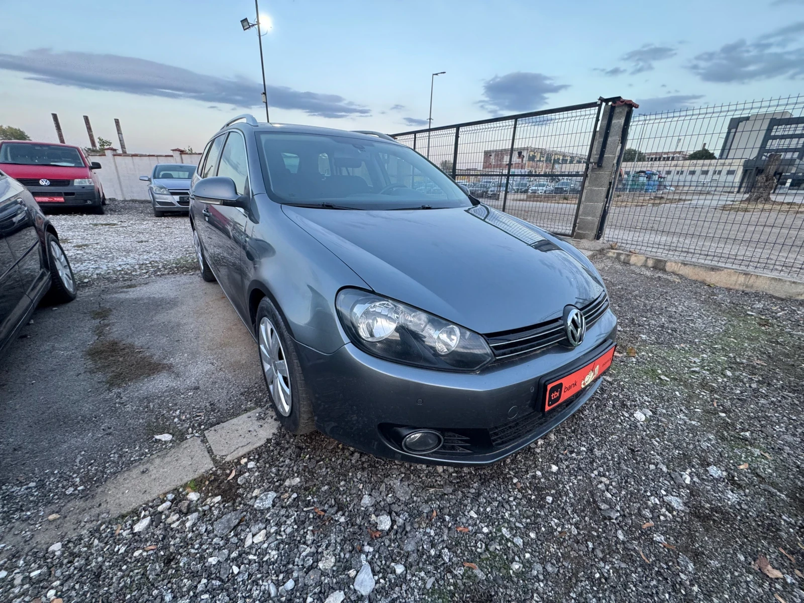 VW Golf 1.6TDI NAVI KLIMATR