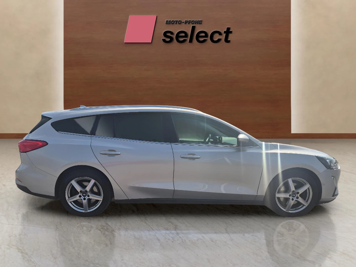 Ford Focus 1.5 EcoBlue, снимка 4 - Автомобили и джипове - 55619503