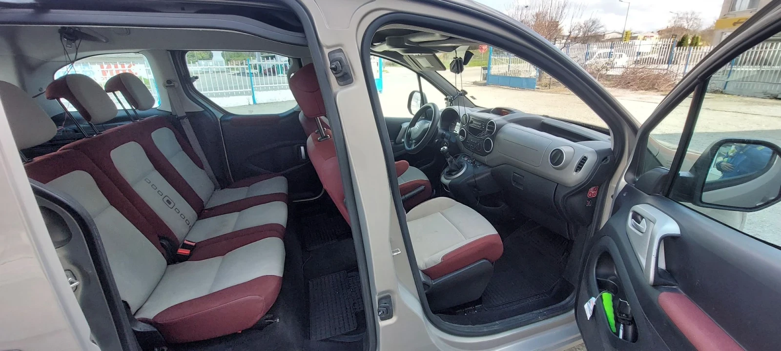 Citroen Berlingo, снимка 7 - Автомобили и джипове - 55679357