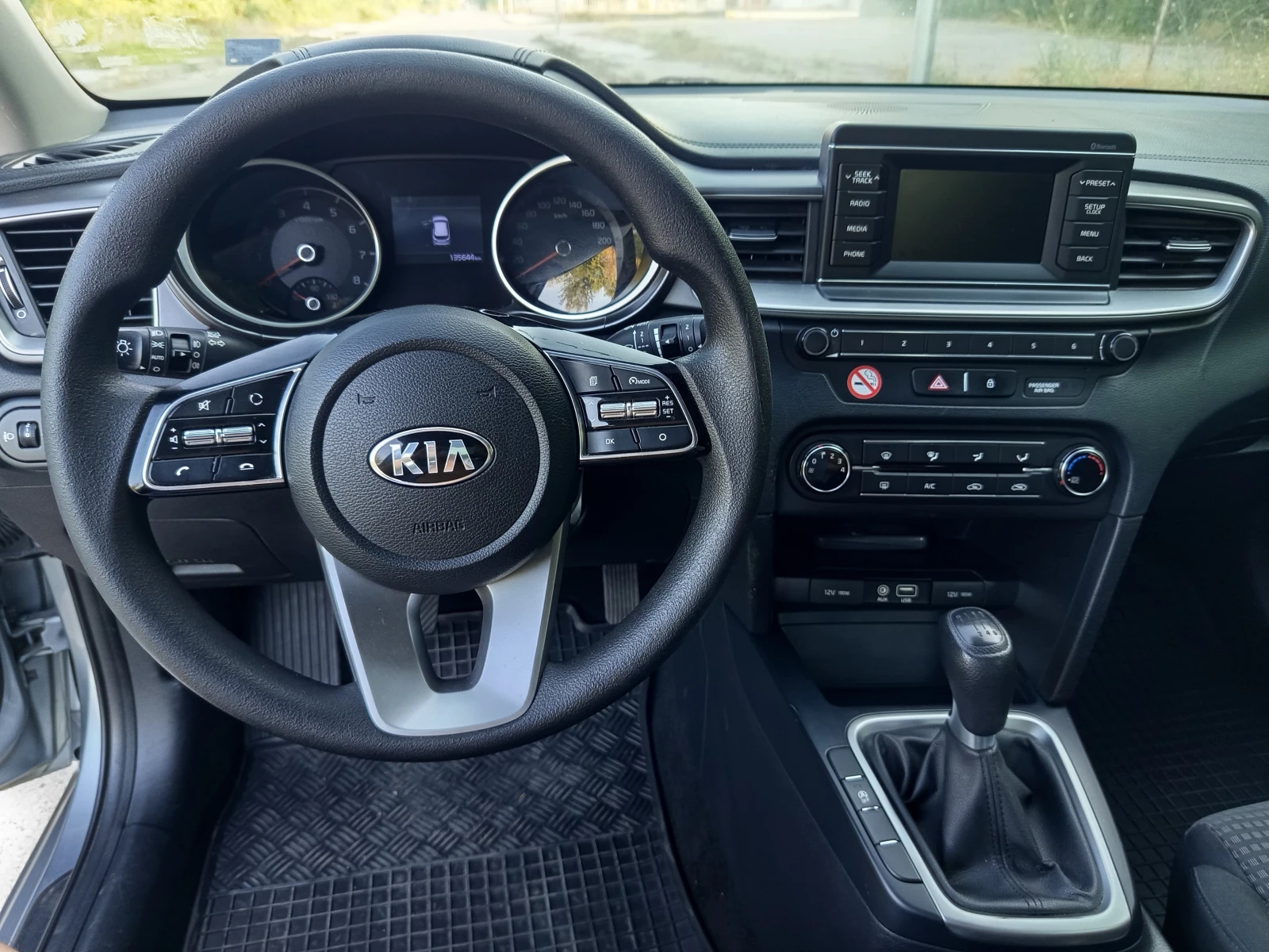 Kia Ceed 1.4/100кс.* , снимка 10 - Автомобили и джипове - 55833254