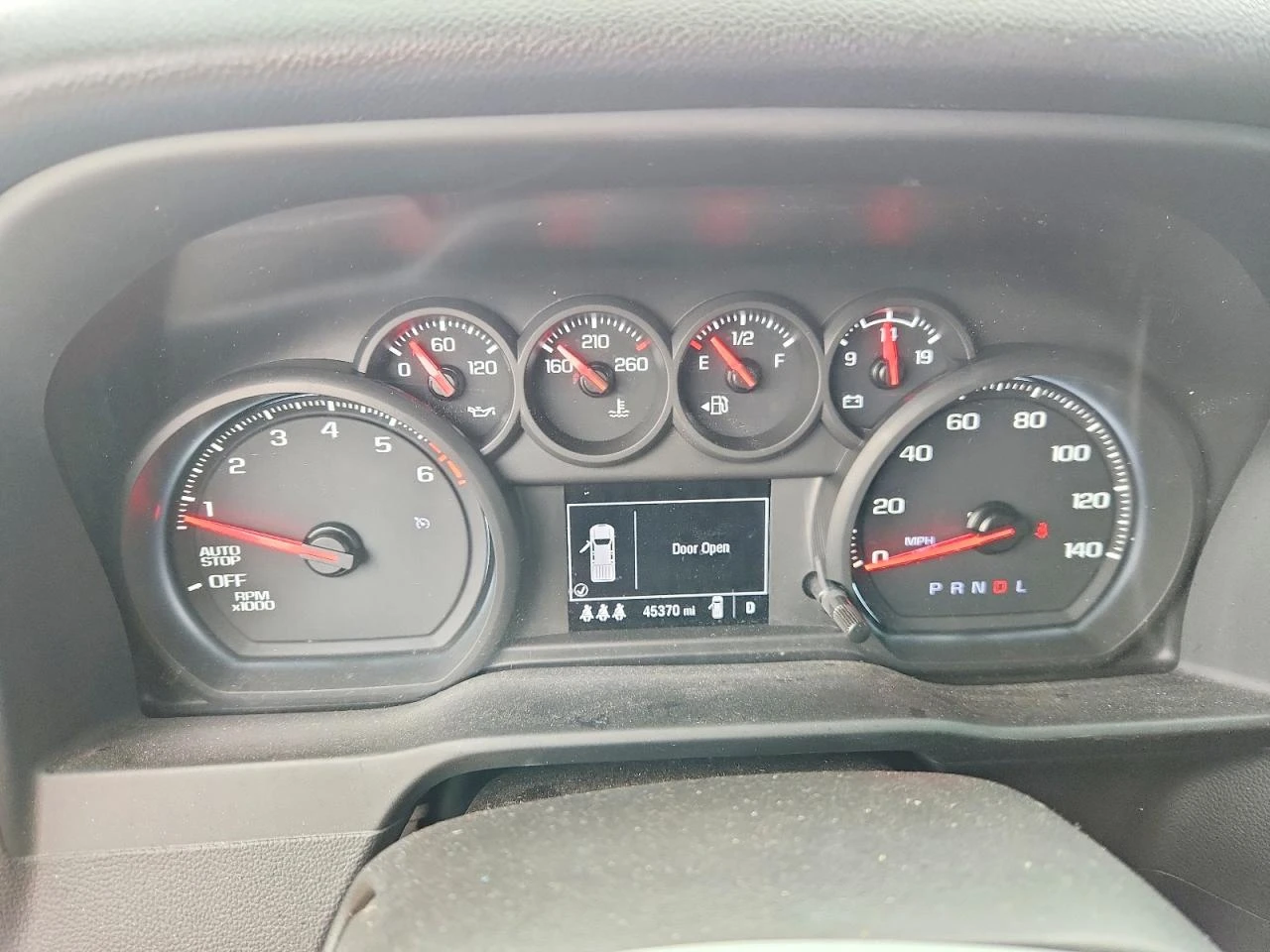 Chevrolet Silverado 2.7l K1500 Custom, снимка 9 - Автомобили и джипове - 55892129
