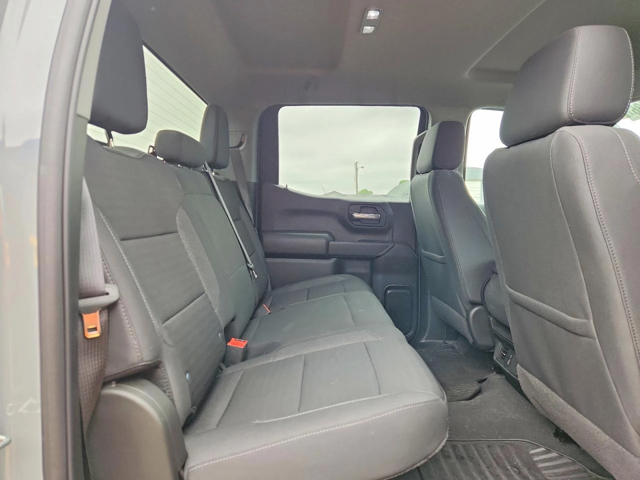 Chevrolet Silverado 2.7l K1500 Custom, снимка 10 - Автомобили и джипове - 55892129