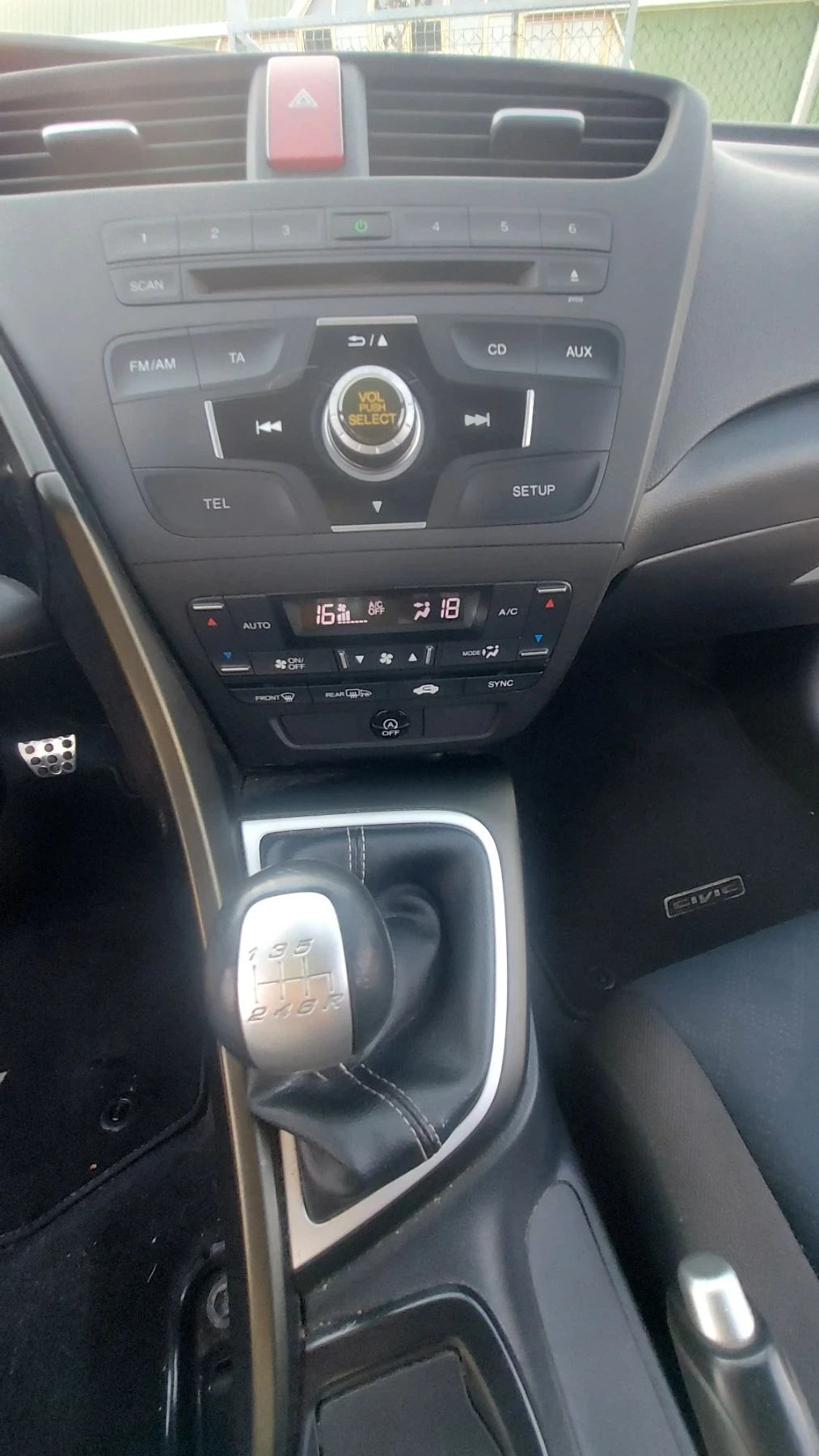 Honda Civic BLACK EDITION - Sport -1.8i V-TEC /141 kc. SWISS , снимка 12 - Автомобили и джипове - 55963208