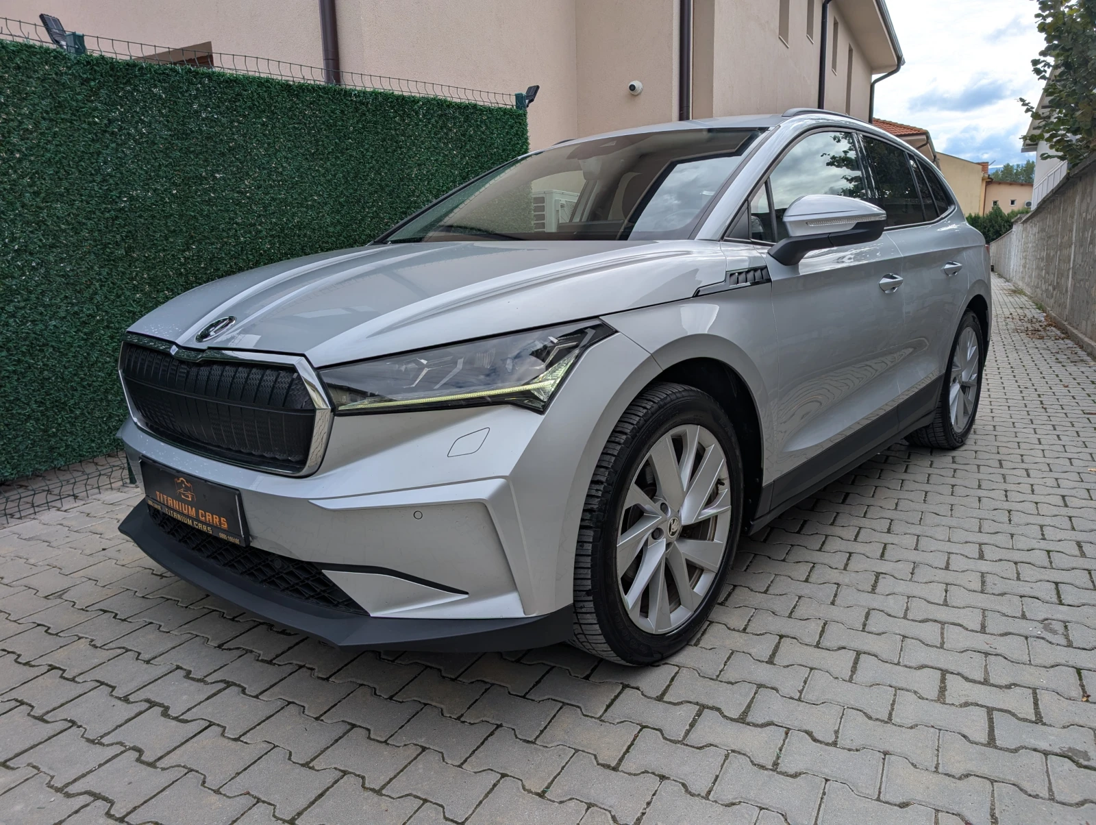 Skoda Enyaq 60 First Edition 90% SOH* Matrix* Дистроник