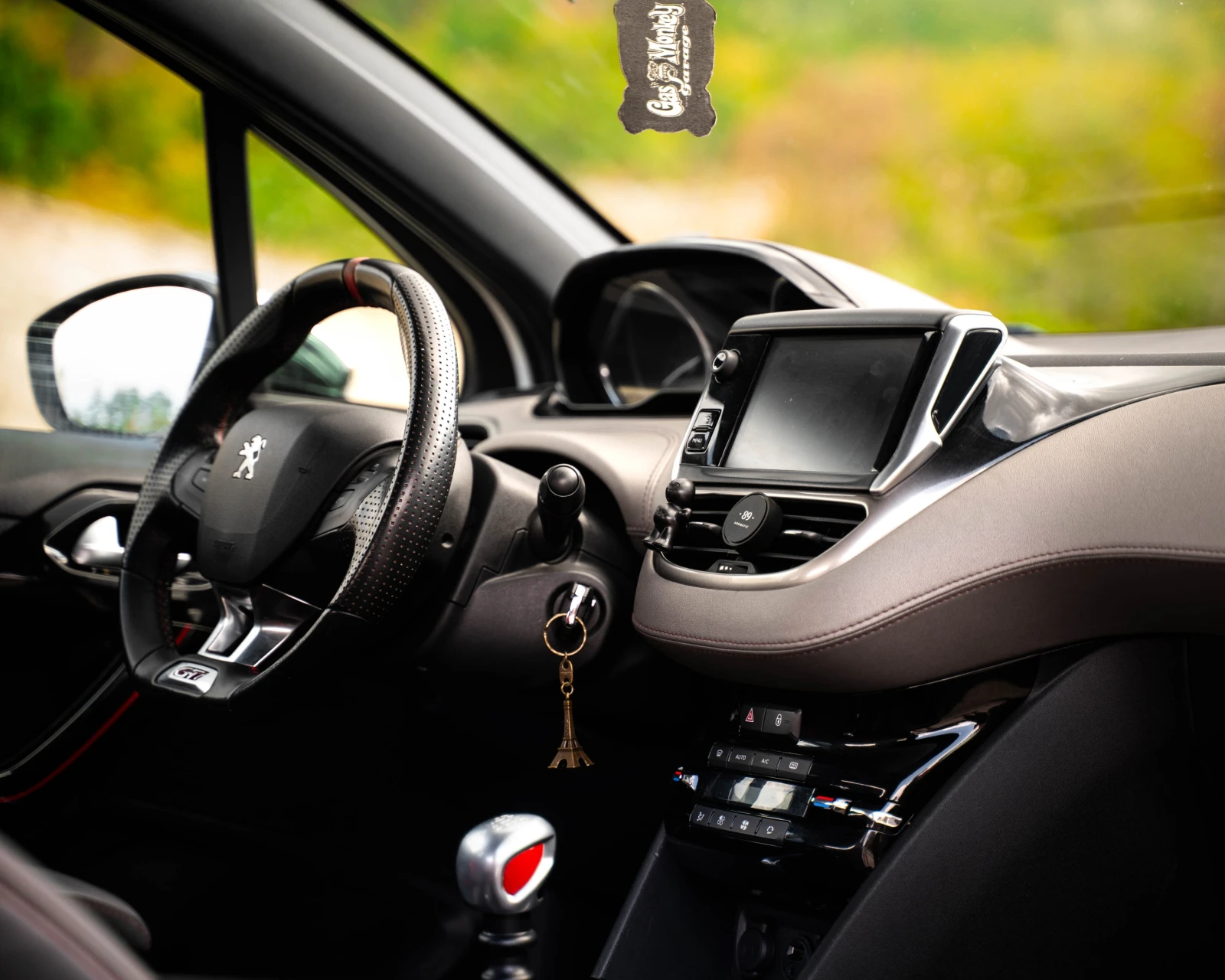 Peugeot 208 1.6 TURBO GTI, снимка 11 - Автомобили и джипове - 56319388