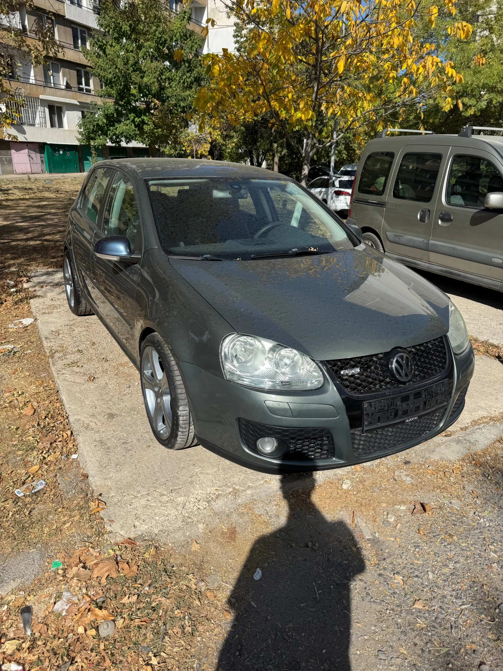 VW Golf 1.6-бензин , снимка 3 - Автомобили и джипове - 56442571