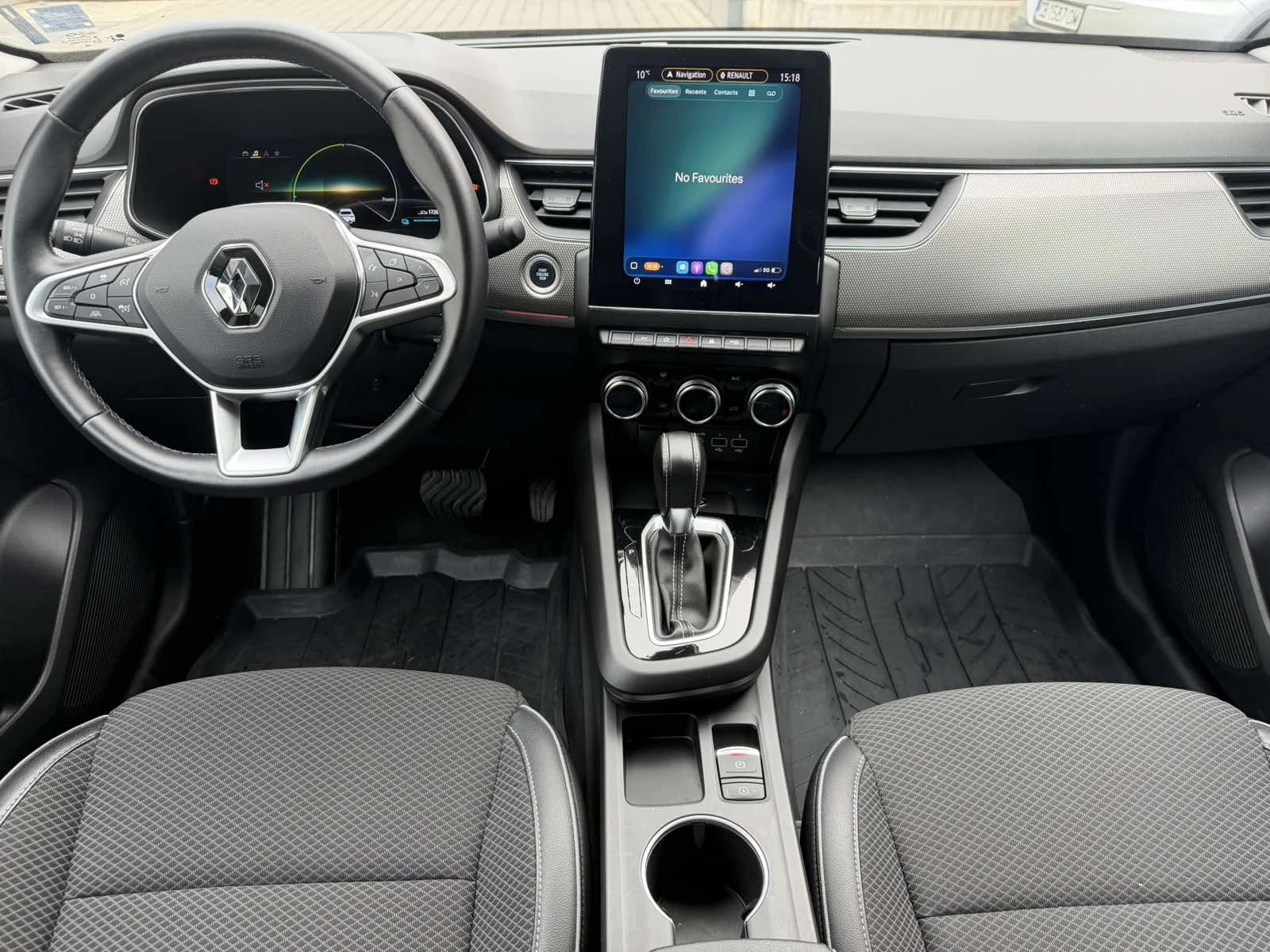 Renault Arkana, снимка 5 - Автомобили и джипове - 56541924