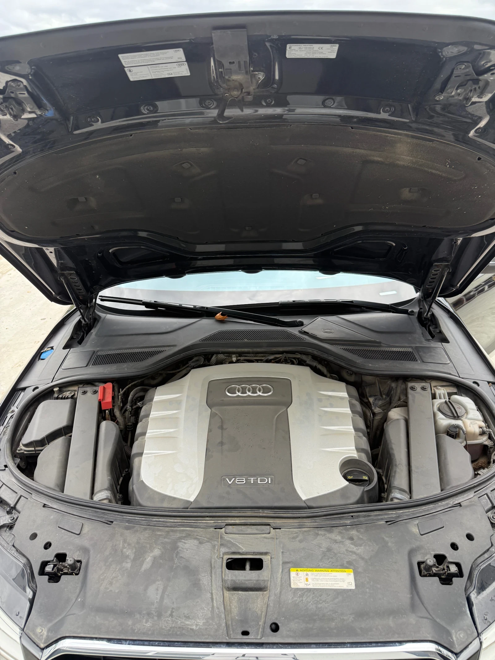 Audi A8, снимка 15 - Автомобили и джипове - 56721655
