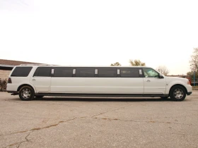 Lincoln Navigator 180-inch Stretch Limousine by Empire , снимка 2