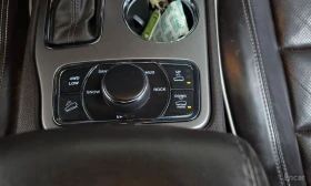 Jeep Grand cherokee 3.6* V6* 8ZF* OVERLAND* ДИСТРОНИК* ОБДУХВАНЕ* КАМЕ, снимка 11