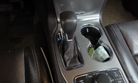 Jeep Grand cherokee 3.6* V6* 8ZF* OVERLAND* ДИСТРОНИК* ОБДУХВАНЕ* КАМЕ, снимка 10